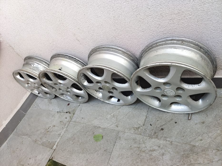 Jante R15, 5x114.3 originale Mazda si alte marci auto, lista e mai jos