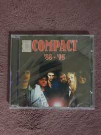 CD   COMPACT formatie