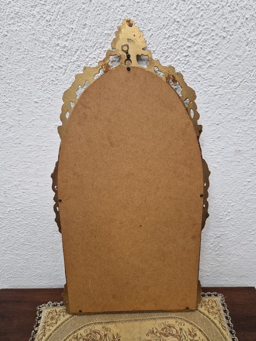 Бароково огледало с месингов обков