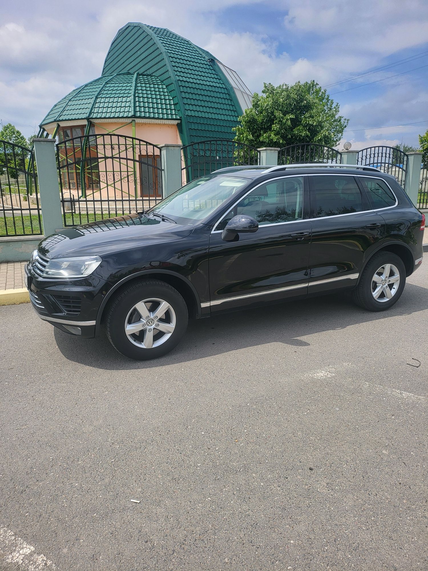 Volkswagen Touareg