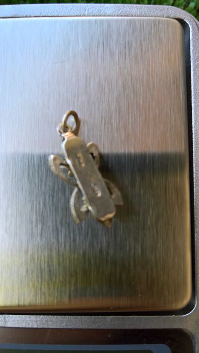 Medalion argint 800/pietre albastre