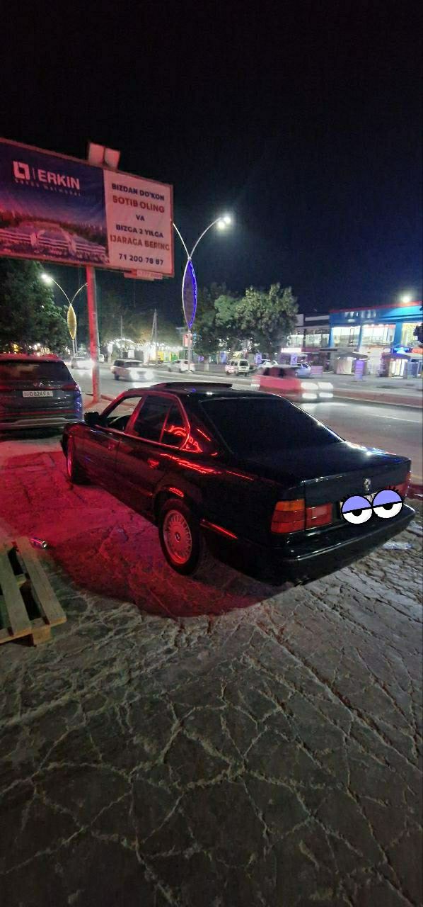 BMW e34 m20b25 mator holati yaxshi boʻladigan narxi shu