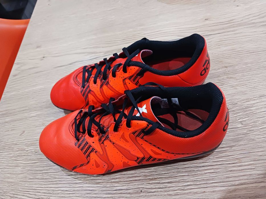 Оригинални бутонки на Adidas