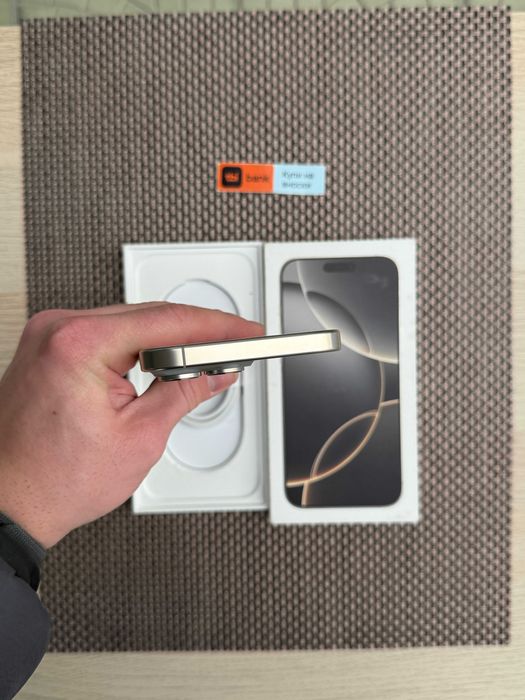 НОВ! iPhone 16 Pro MAX Лизинг от 75лв/м natural Titanium 256GB бял