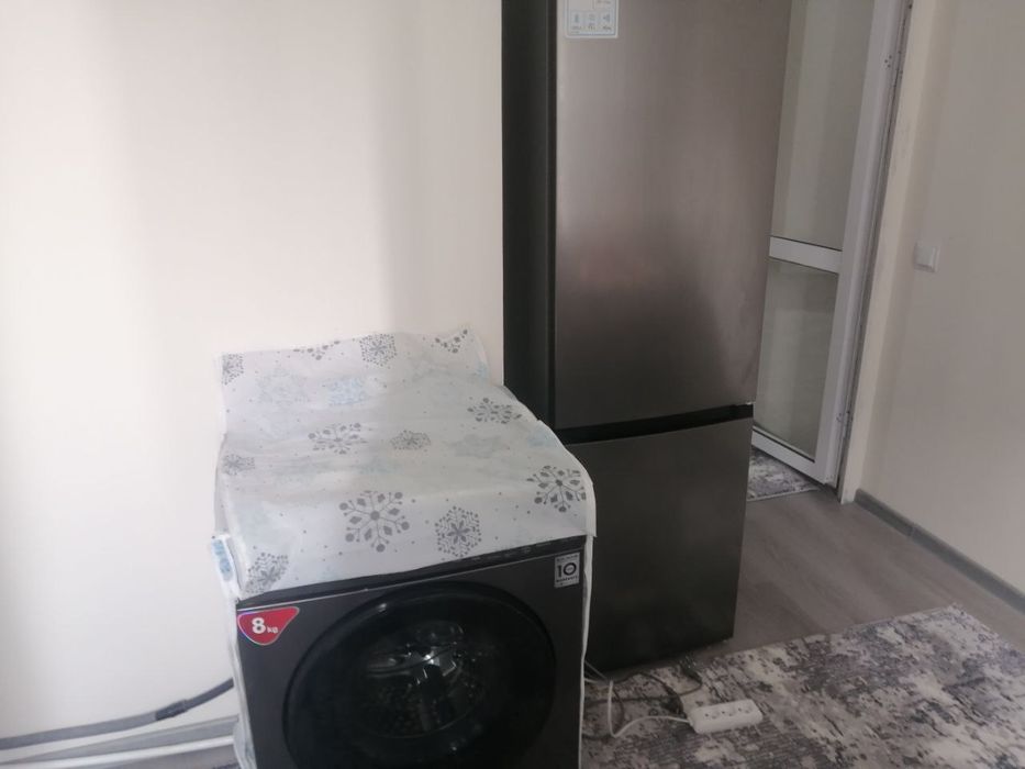 Qorasuvdagi uy sotiladi