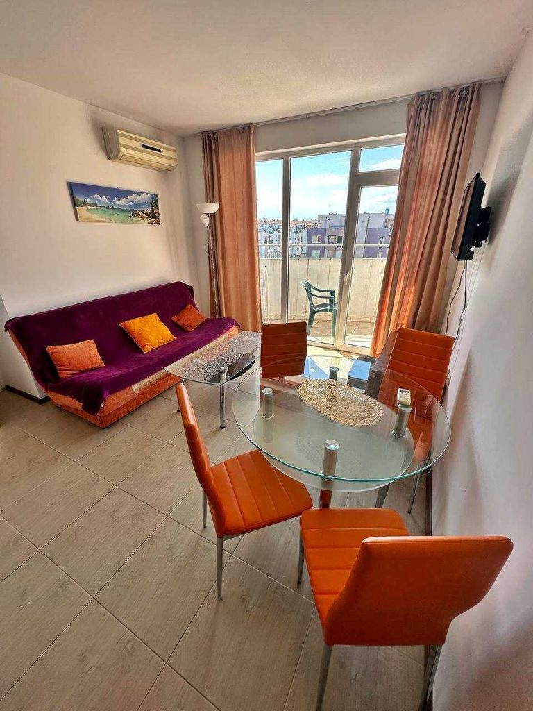 Продава се Двустаен апартамент в к.к. Слънчев бряг - 52 кв.м за 1058 €/кв.м - Снимка #2