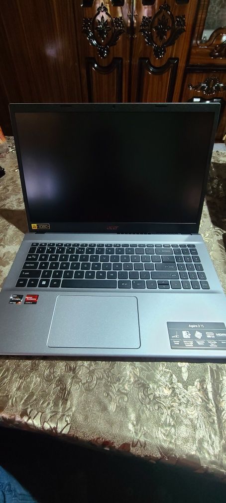 acer Aspire3  8/512GB