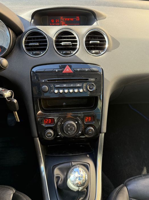 Peugeot 308 SW 2.0 HDI 150 кс.