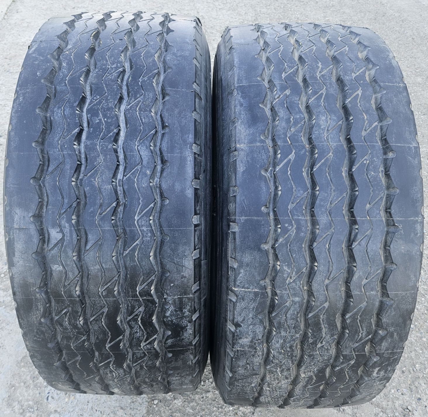 385/55 R22. 5, Anvelope resapate Bandag pe carcasa Continental