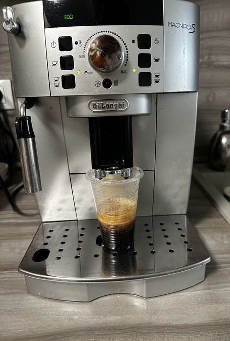Delonghi magnifica S