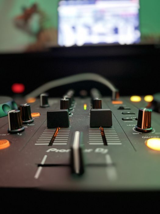 Vand consola pioneer flx 4