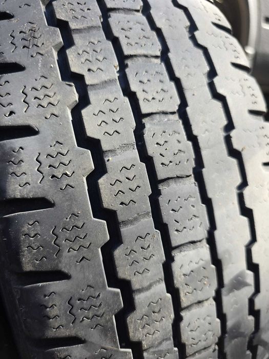 anvelope iarna bridgestone  195/70r15c, scut motor sprinter 903/2001