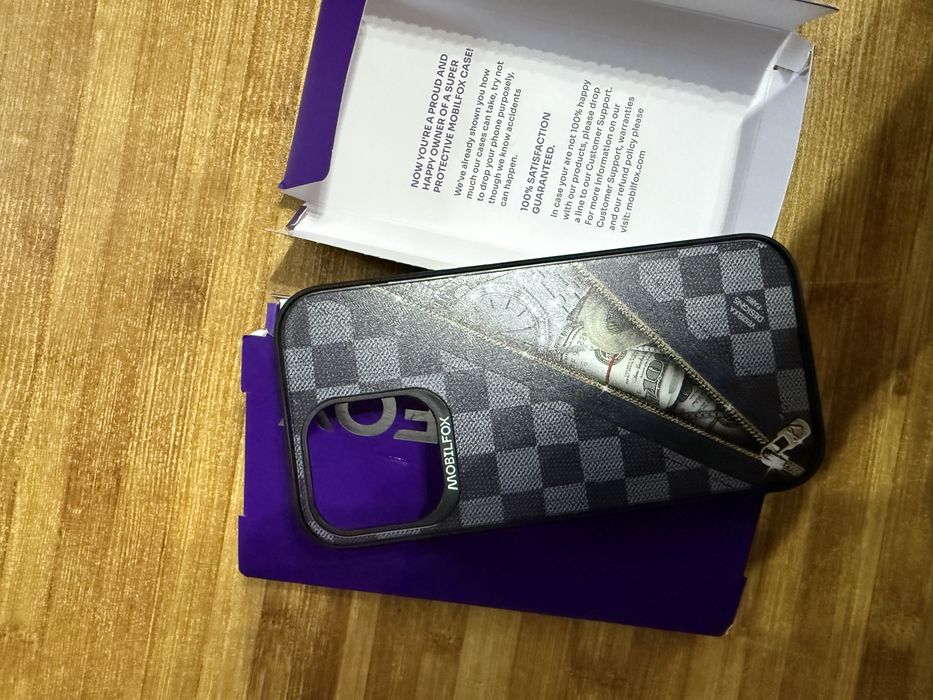 Vand  Mobilfox IPhone 16 PRO MAX!