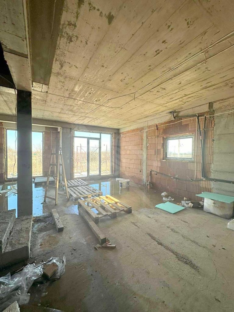 Продава се Къща в Пловдив, Беломорски - 180 кв.м за 1278 €/кв.м - Снимка #1