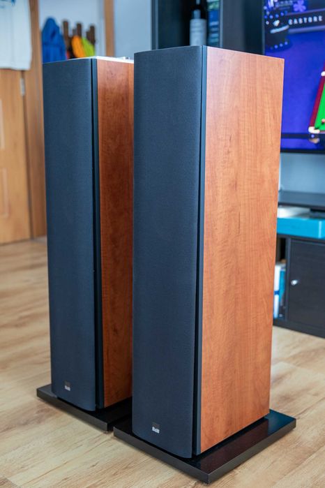 Bowers & Wilkins 684  B&W (Цвят Череша) – ТОП СЪСТОЯНИЕ!