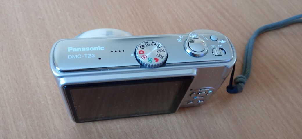 Цифрови фотоапарати Panasonic TZ3 за части