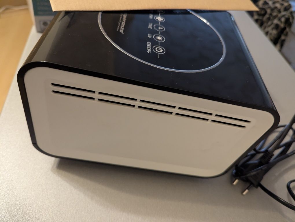 Пречиствател на въздух Esperanza EHP001 Breeze, черен