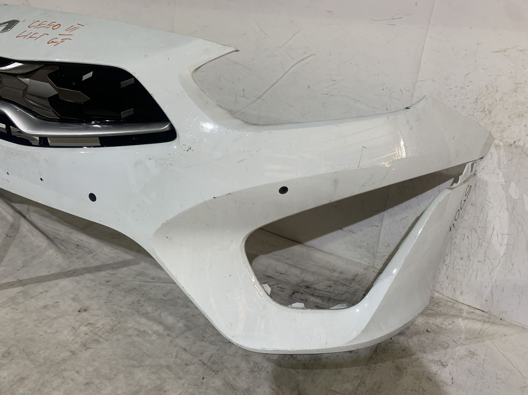Bara fata Kia Ceed GT, 2022, 2023, 2024, cod origine OE 86511-J7KA0.