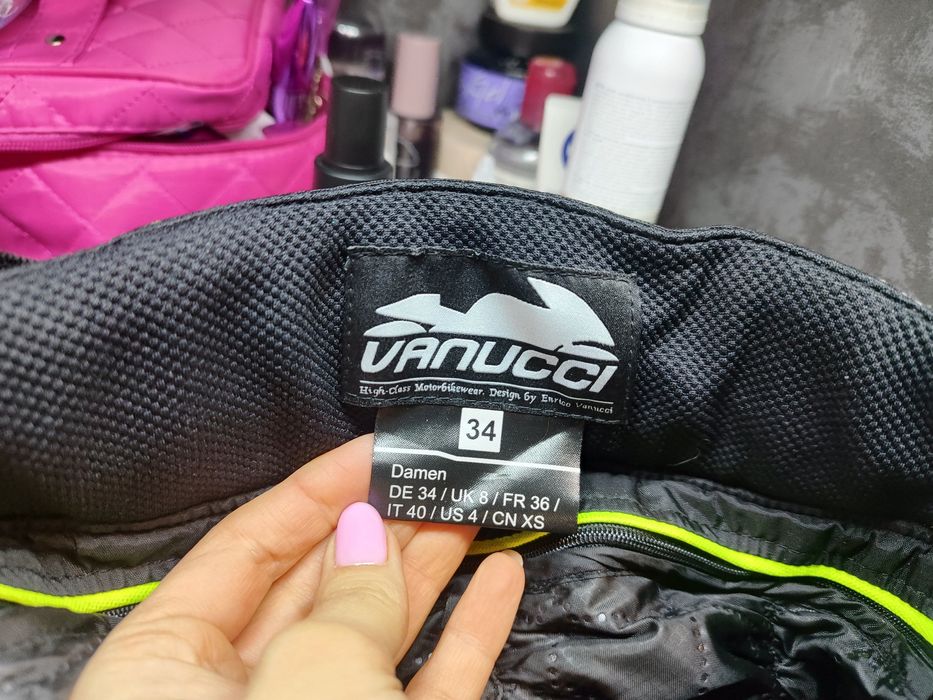 Дамски текстилен панталон Vanucci