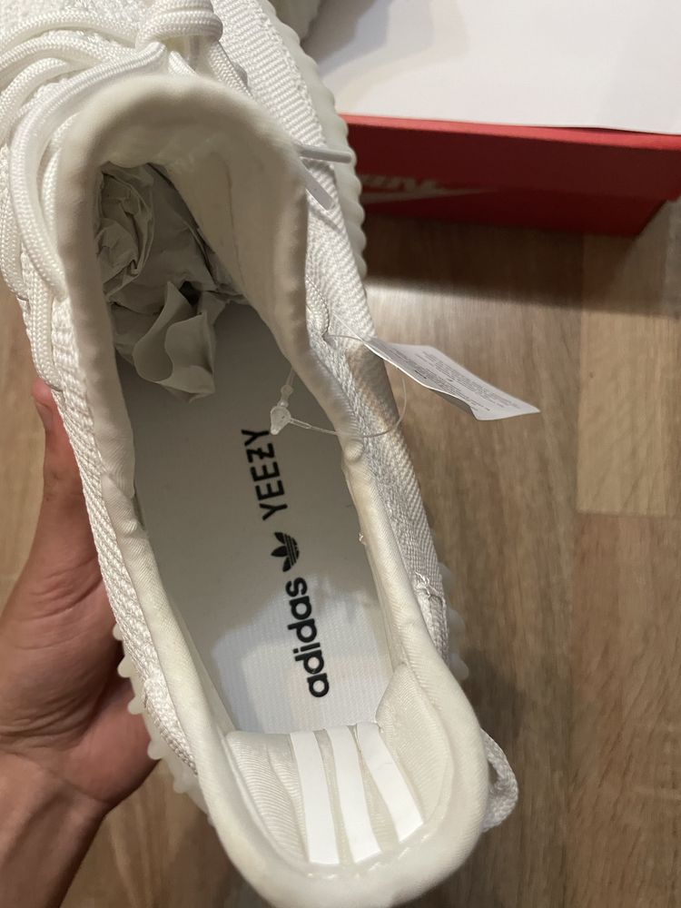 yeezy 350 triple white