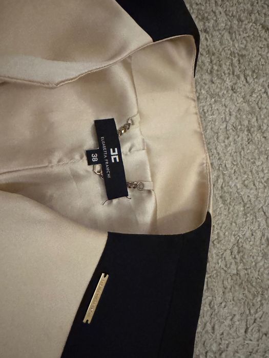 Black Friday 50лв! Дамски дрехи (елече, блейзъри)