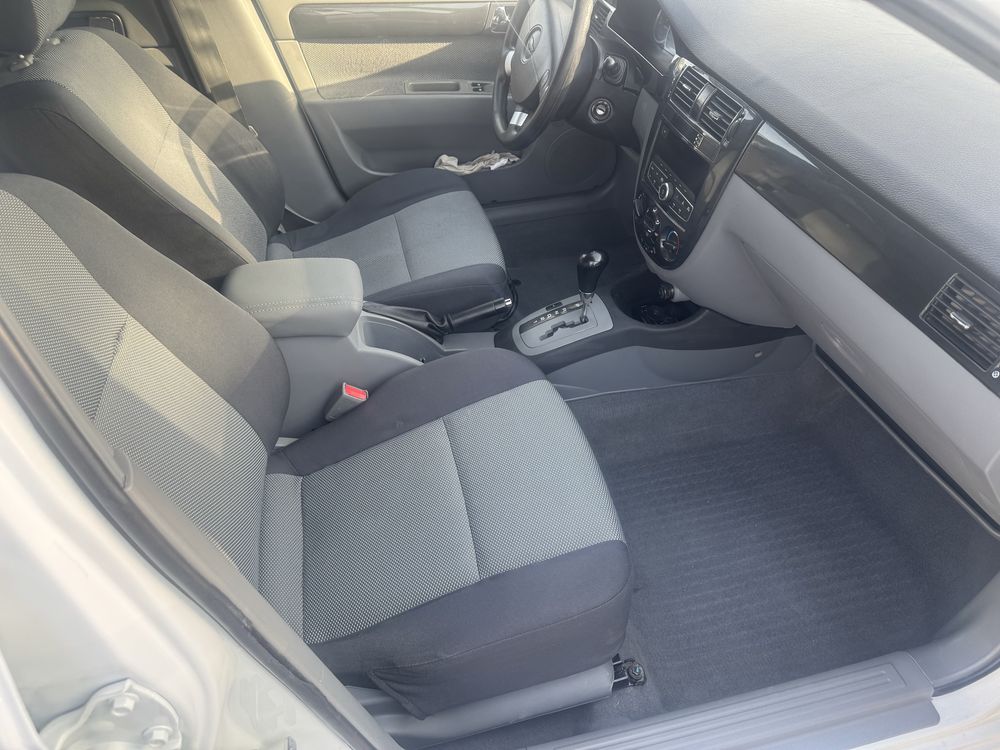 Lacetti 2013 yil 1.6 avtomat toza