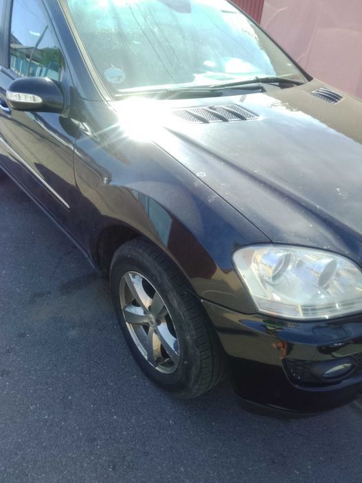 Vând Mercedes ml 320