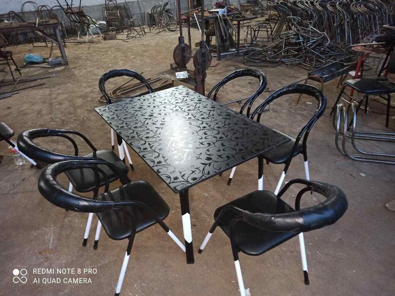 Арзон стол стуллар сотилади