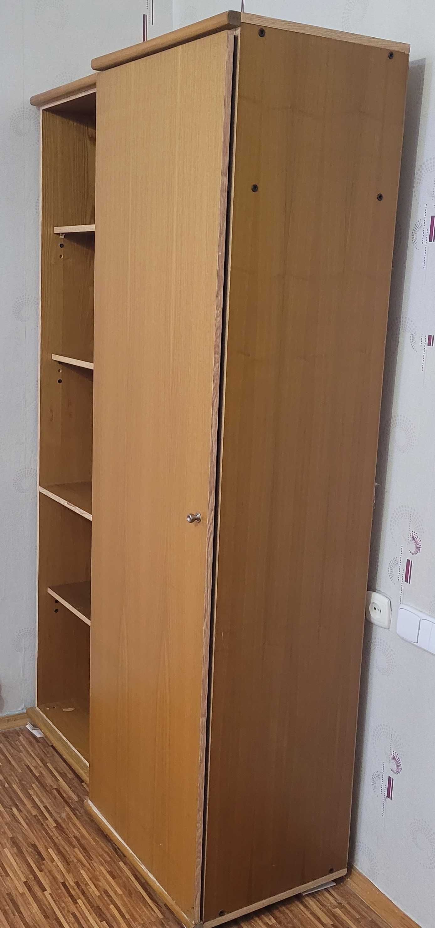 Шкафы  разные , комплект