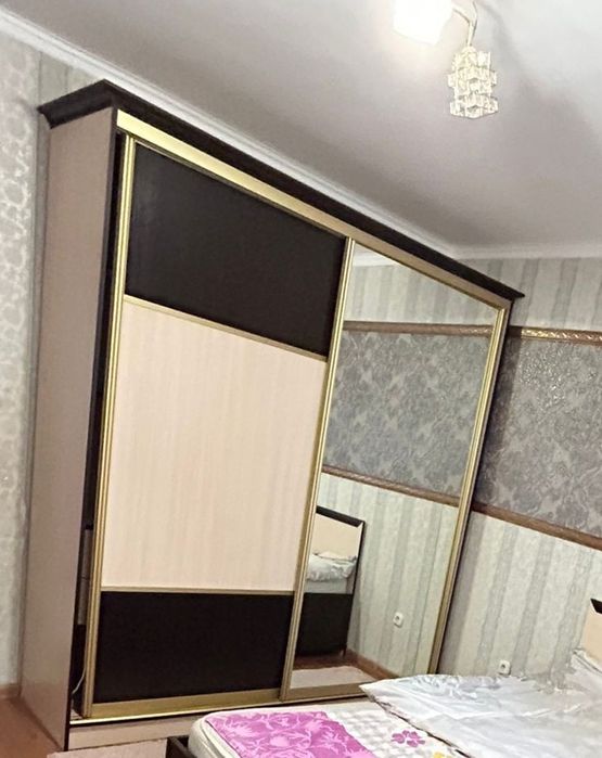 Спальный гарнитур отдам за 15000