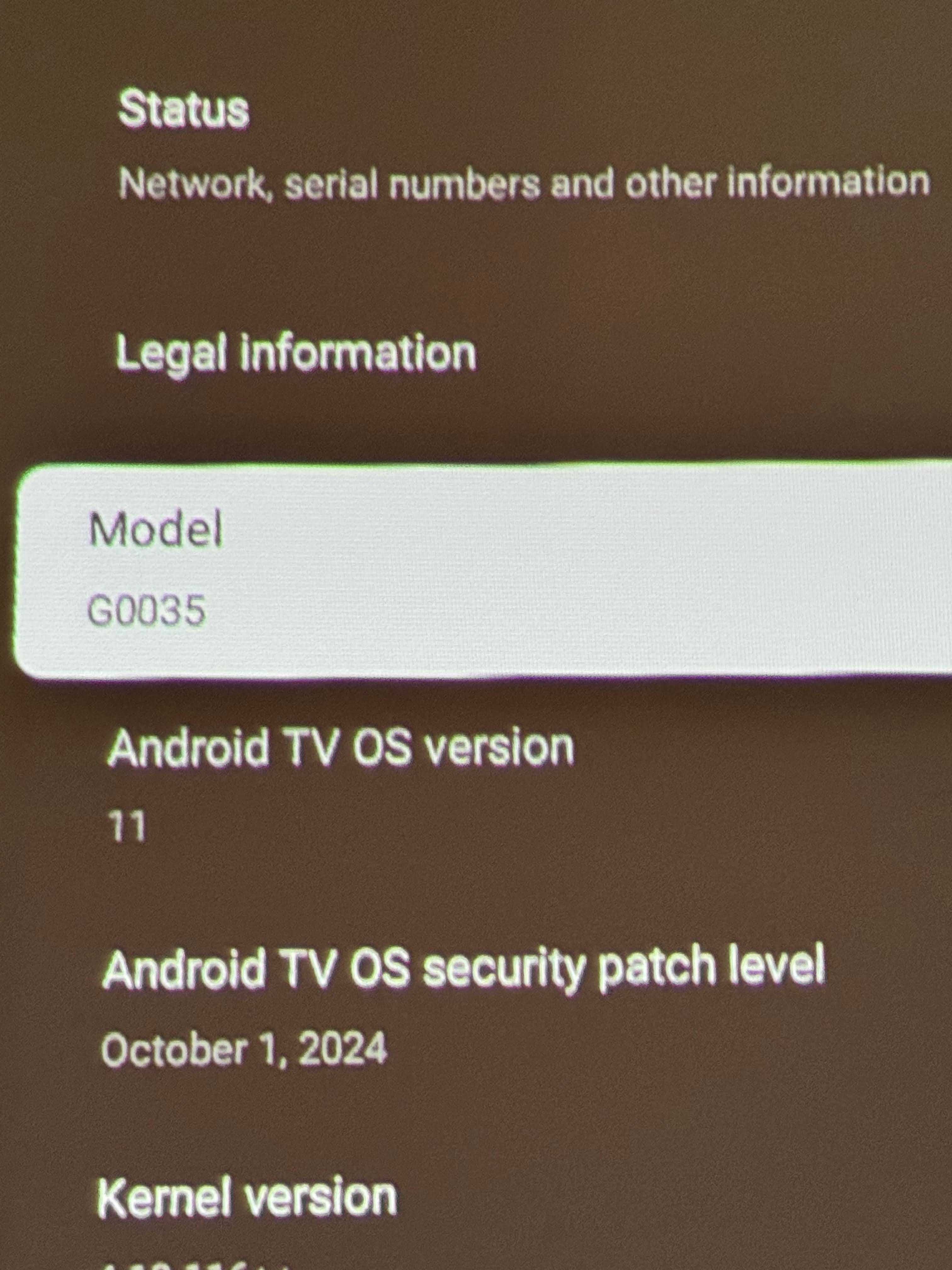Портативен проектор MoGo 3 Pro с Google TV  (+ стойка и калъф)