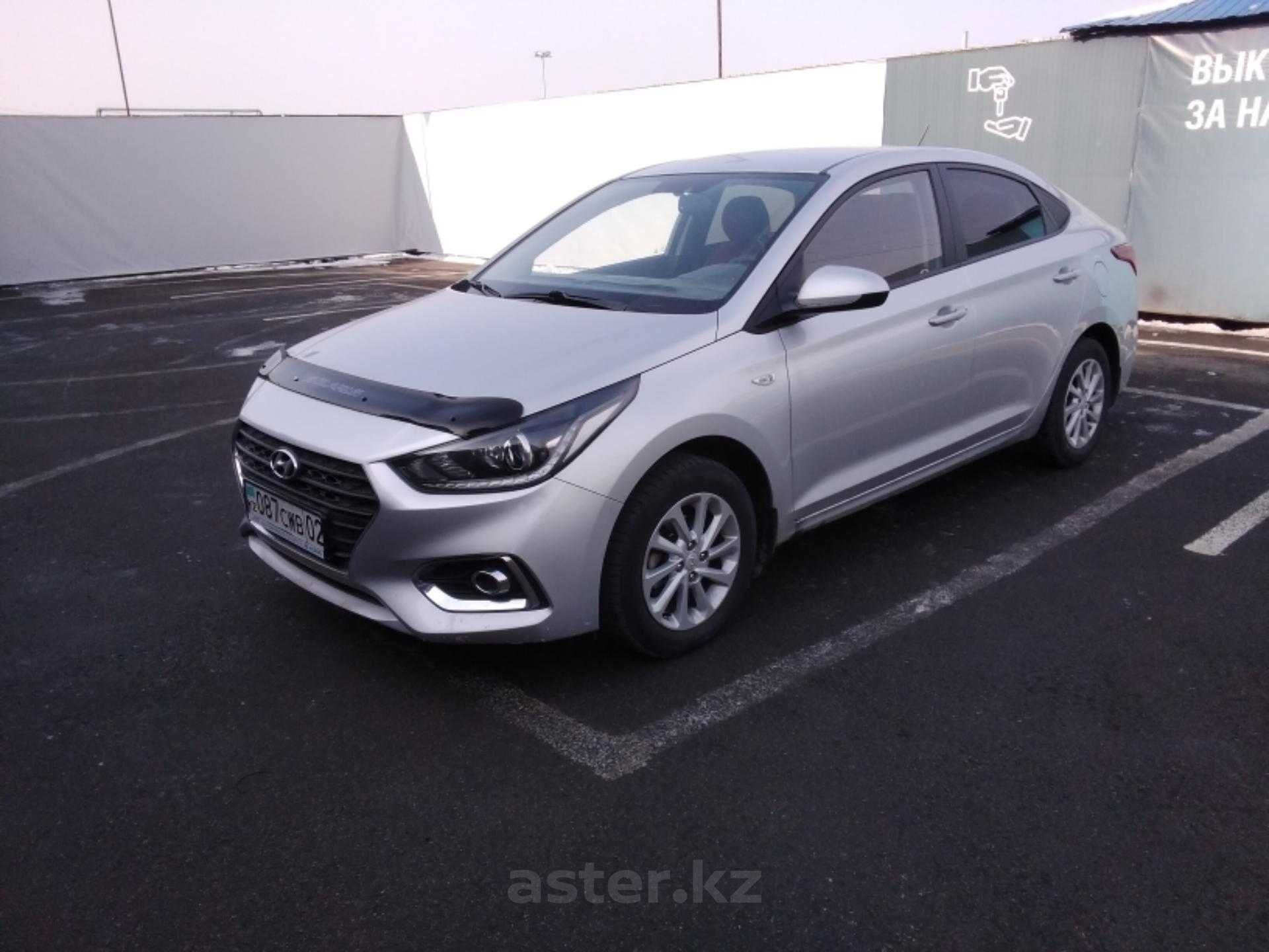 Дверь передний/задний на Хэндай Акцент 17-/ Hyundai Accent 17-