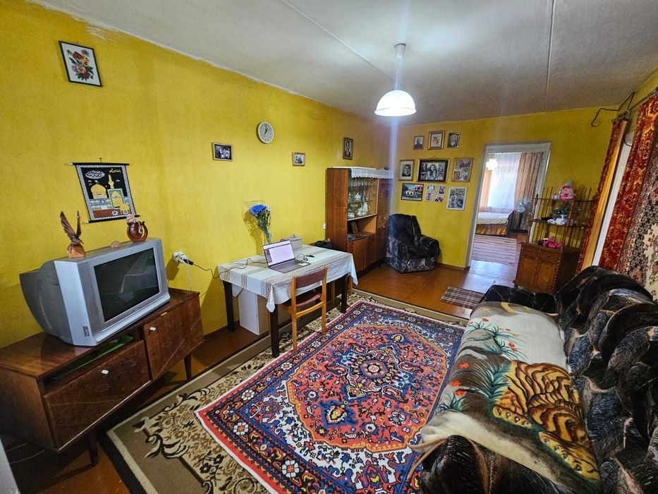 2х ком. в кирп. доме по ул. САТЫБАЛДИНА 11, на 3 этаже""