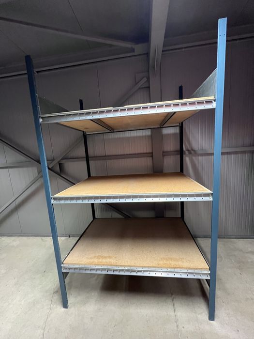 Метални стелажи 500 кг ниво