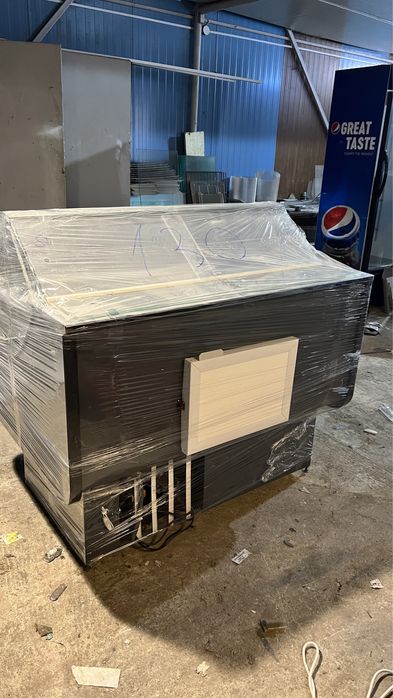 Vitrina frigorifica pentru mezeluri/lactate/carne