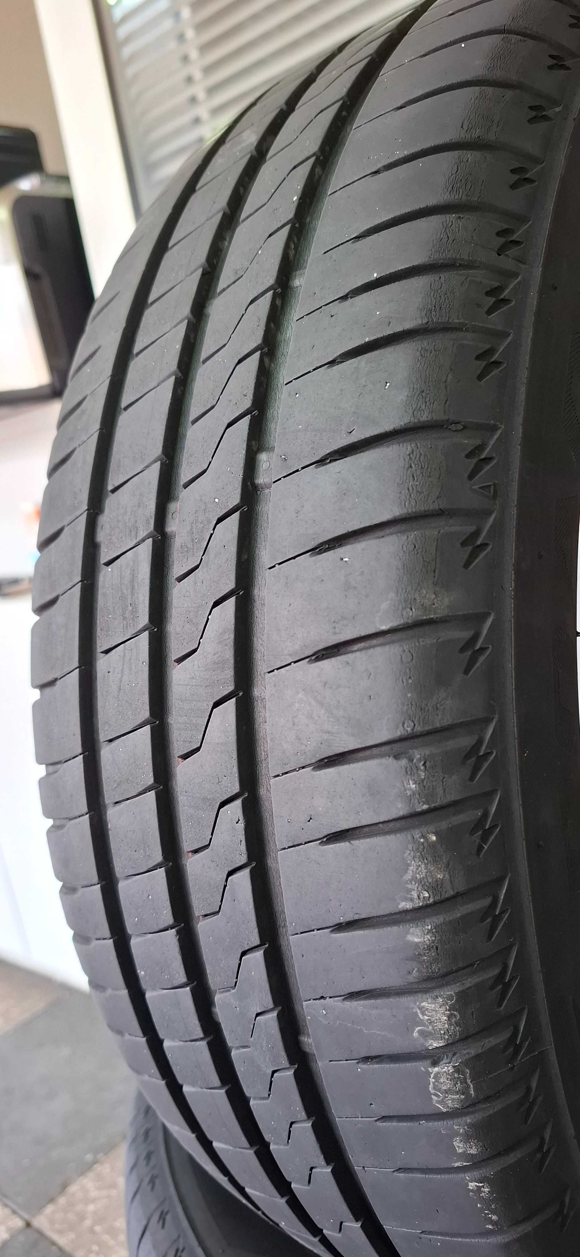 4бр. 195/65/15 Firestone 6mm грайфер, дот 23г. Безплатен монтаж