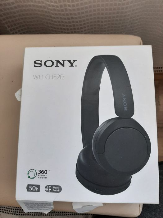 Vând căști sony wireless