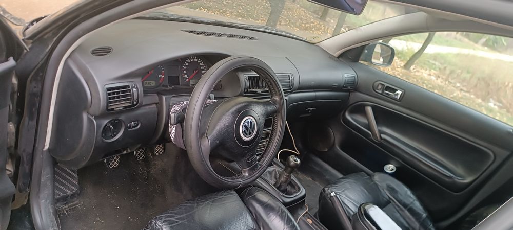 Vînd Passat b5 1.9 TDI