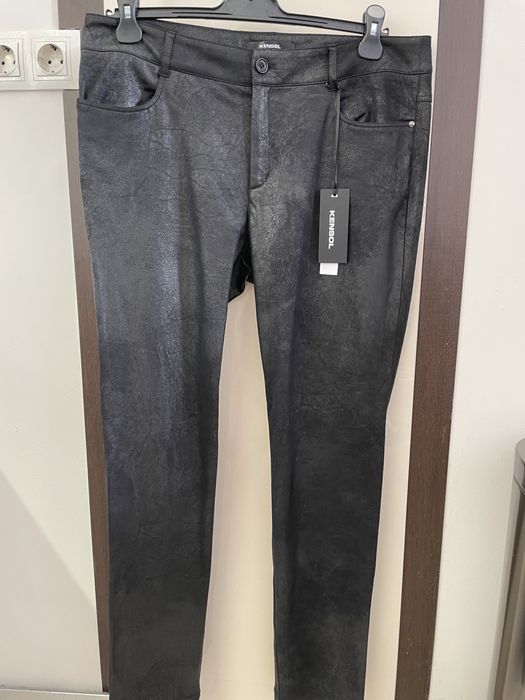 Черен панталон с имитиращ кожен ефект на марка Кенсол /Kensol, 50