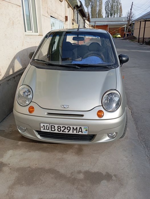 Matiz mix 2008 xolati yaxshi. Urilmagan chizilgan joylari bor gene.bor