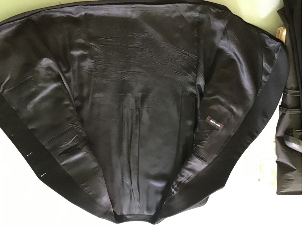 Costum stofa Pierre Cardin masura 50 pt barbati