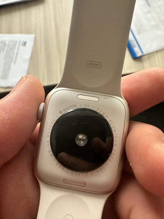 Apple Watch SE 2024, GPS, 40mm – Starlight