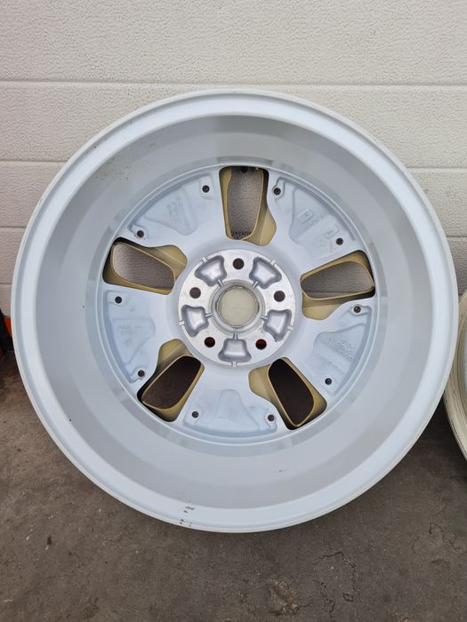 Оригинални джанти за ХЮНДАЙ КИА HYUNDAI KIA R16 5x114.3 ET50 6.5J