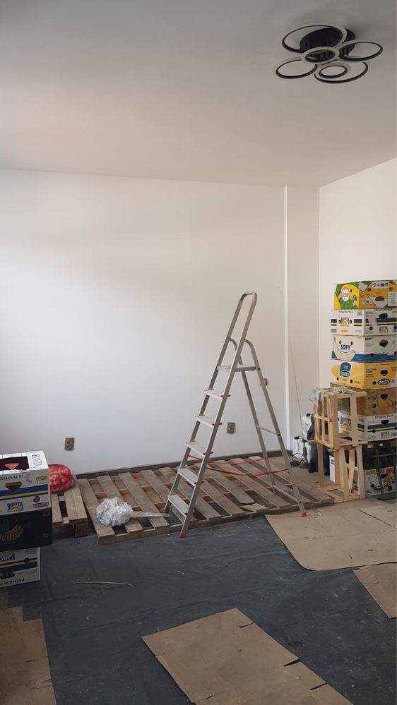 De închiriat spațiu comercial