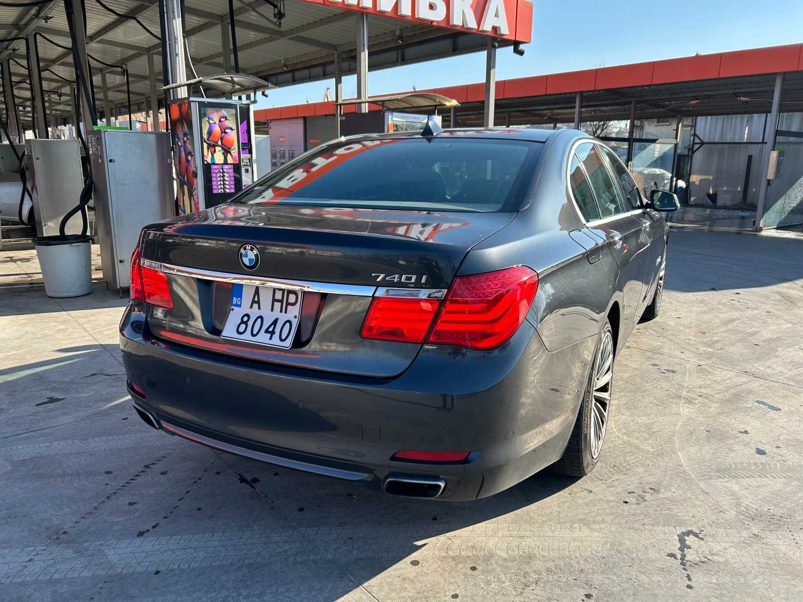 Продавам BMW 740i F01