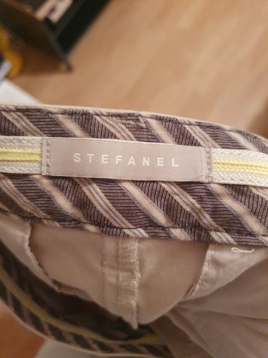 Pantaloni Stefanel marimea L