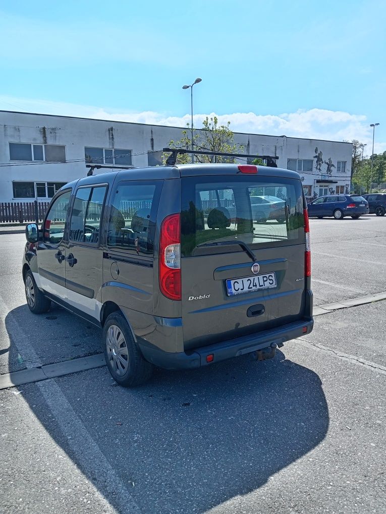 Fiat doblo 1,9 multijet an 2008 acte la zi