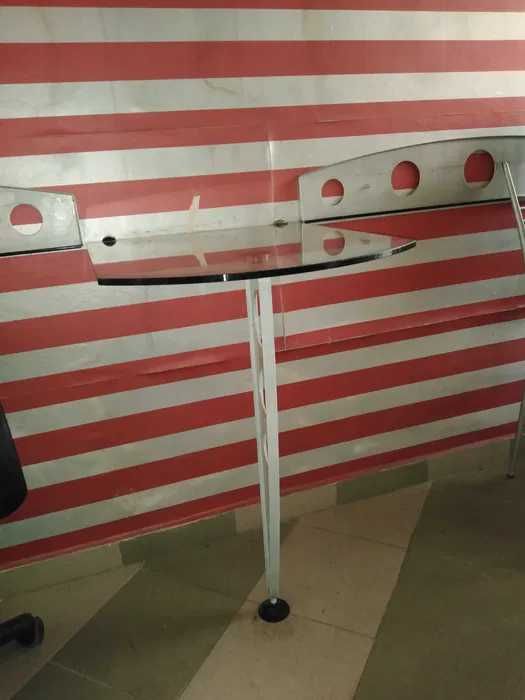 Маси от затворено заведение