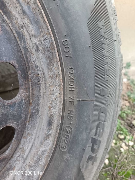 Cauciucuri iarna R15