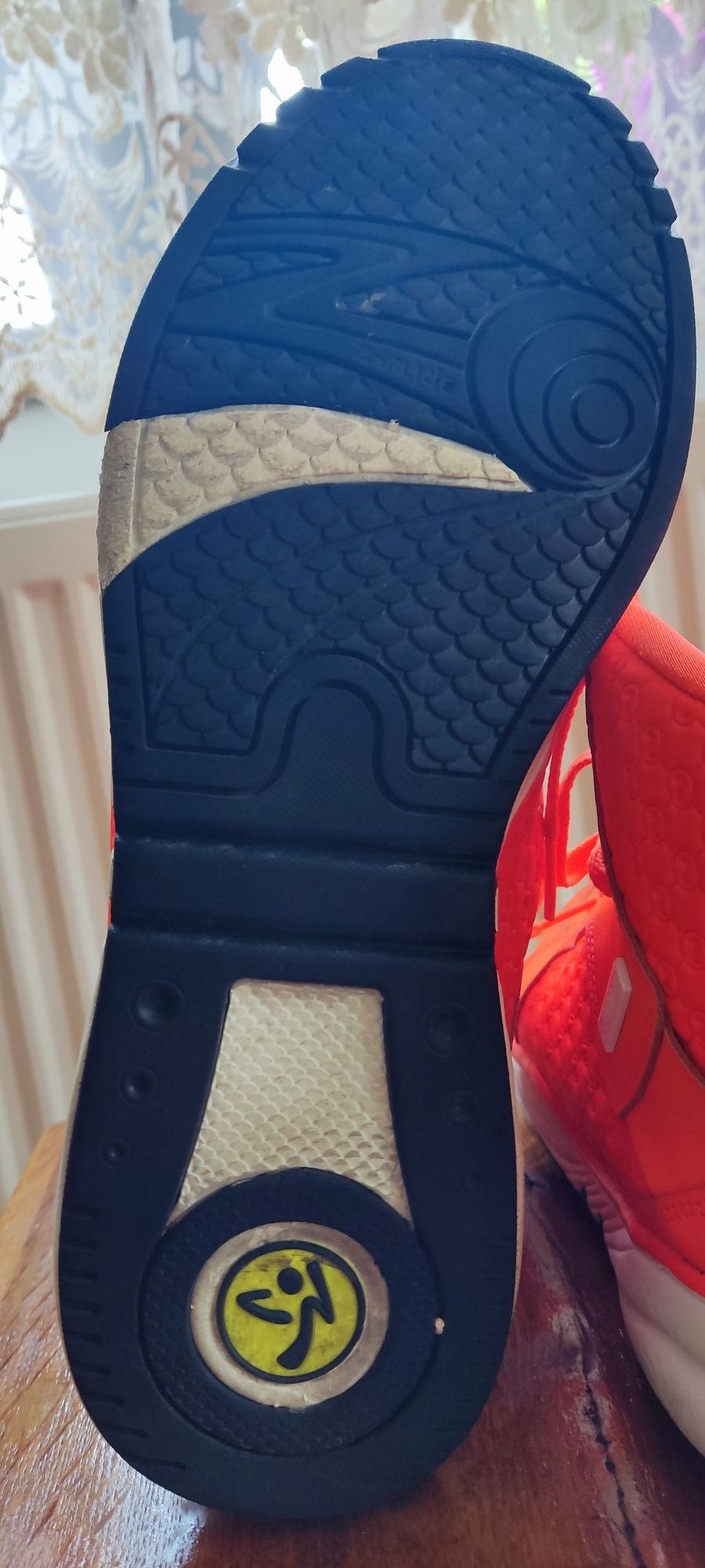 Pantofi zumba energy boss. Marime 44,5 EU